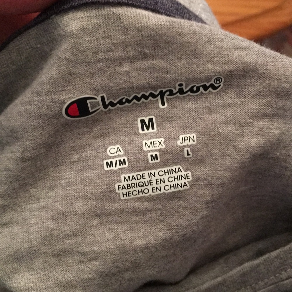 Champion Notre Dame Long Sleeve Tee NWT - Picture 9 of 9